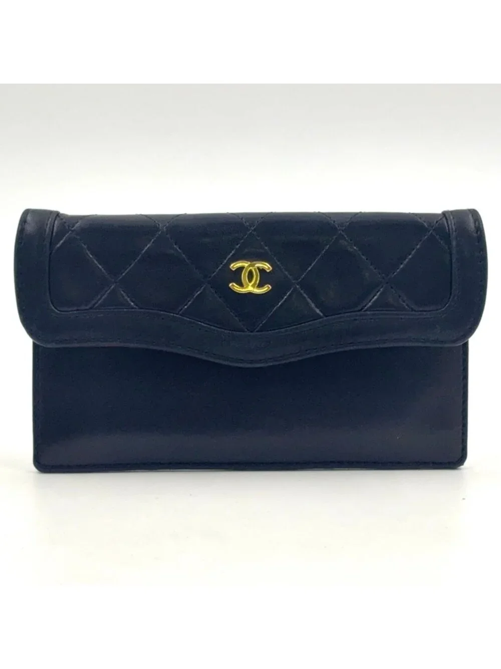 Chanel Quilted Shoulder Bag Lambskin Black Pouch Gold